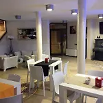 索拉纳斯酒店 酒店