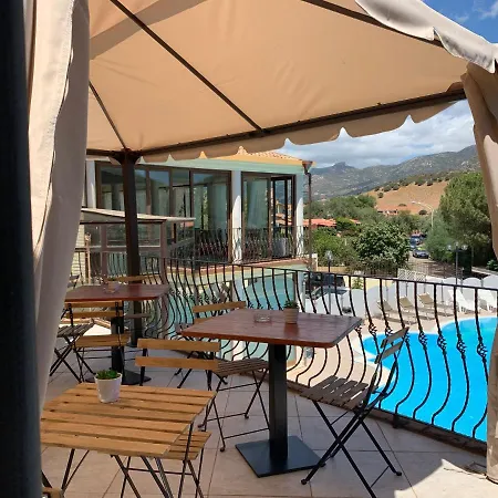 Hotel Solanas 호텔 솔라나스