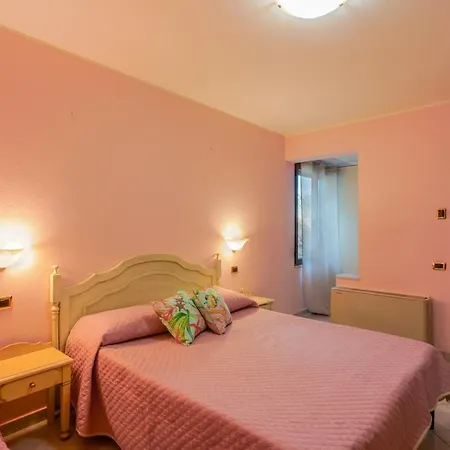 Hotell Hotel Solanas 3*