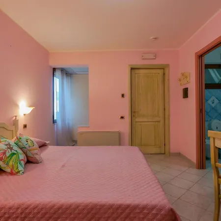Hotel Solanas 3*