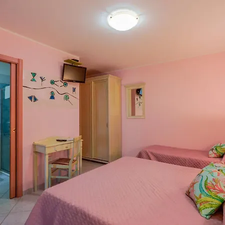 Solanas Hotel 3*