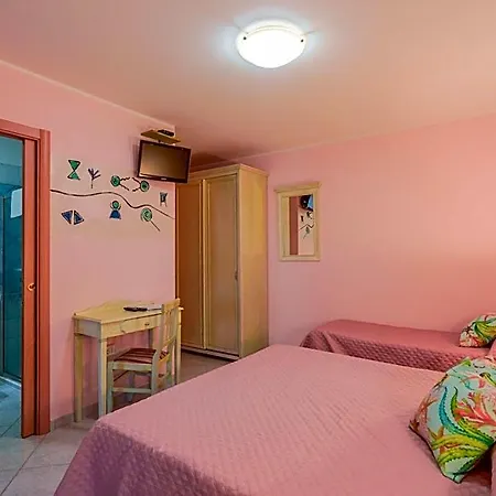 Hotel Solanas Hotel Solanas (Cagliari)