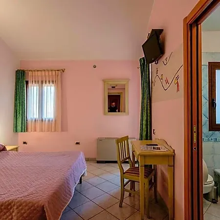 Hotel Hotel Solanas Solanas (Cagliari)