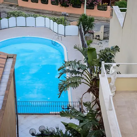 Hotel Solanas Hotell