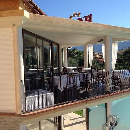 Hotel Solanas Hotell